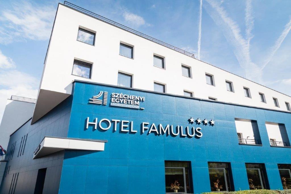 Hotel Famulus Ráb Exteriér fotografie